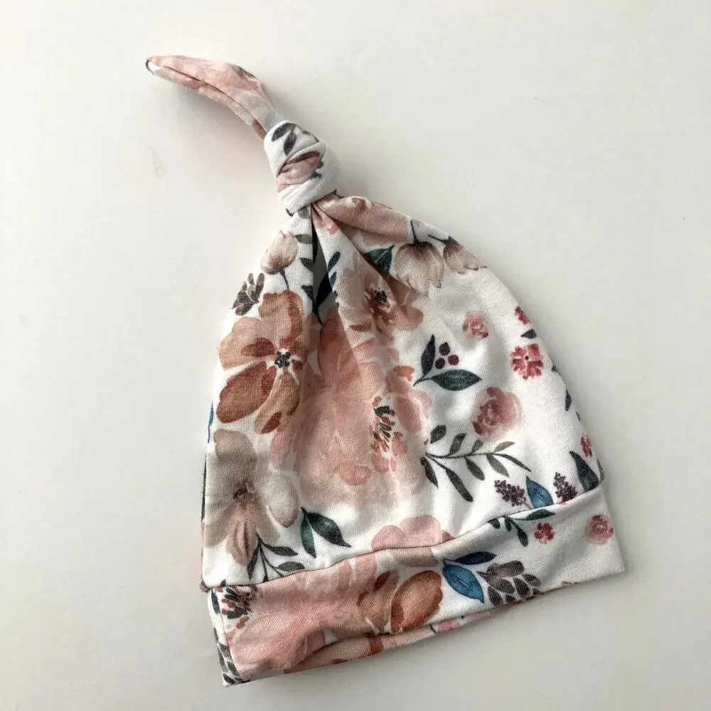 Copper Pearl Top Knot Baby Hat - Floral - Pink White - 0-4M